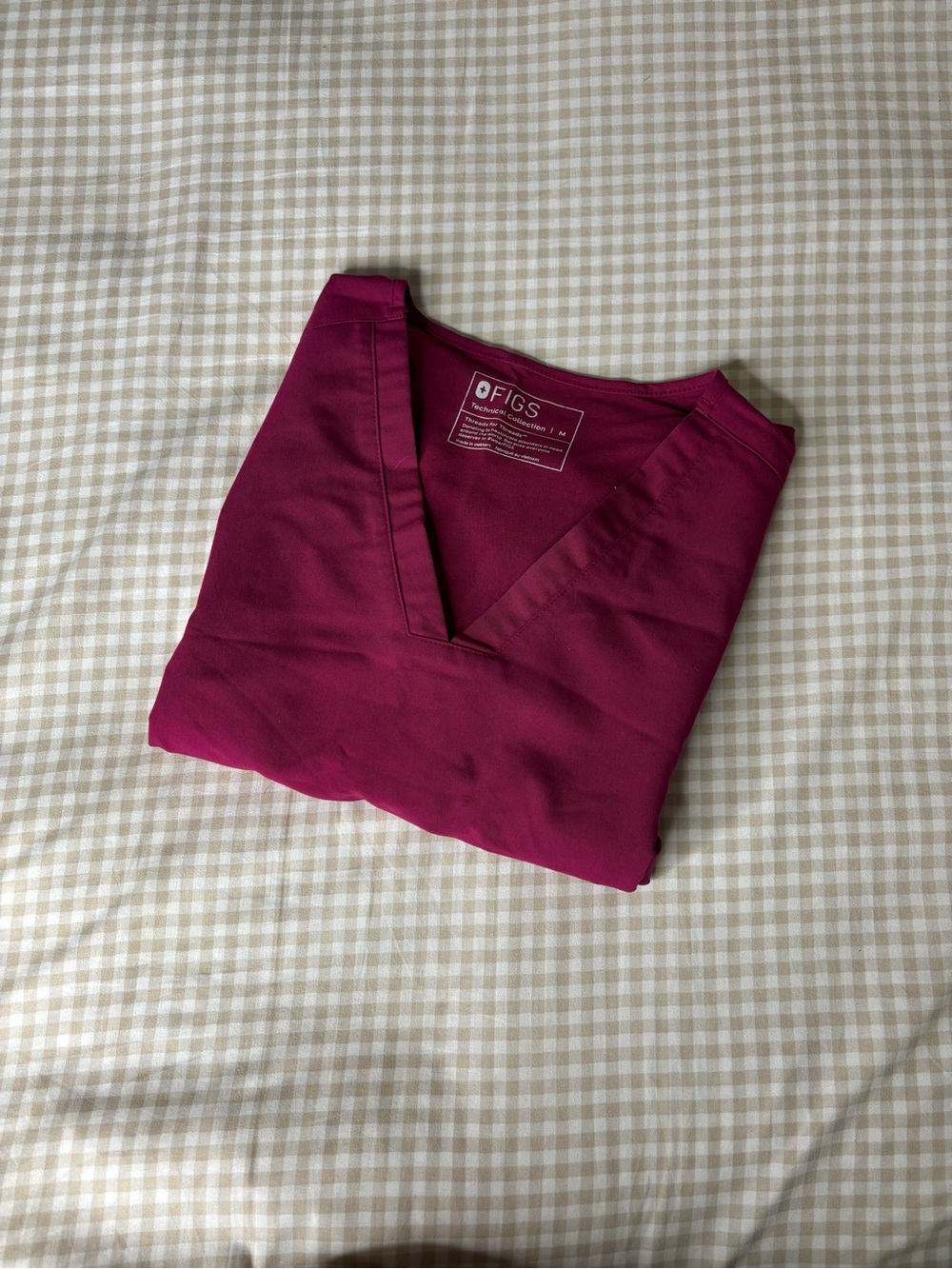 Figs Casma Scrub Top in Magenta